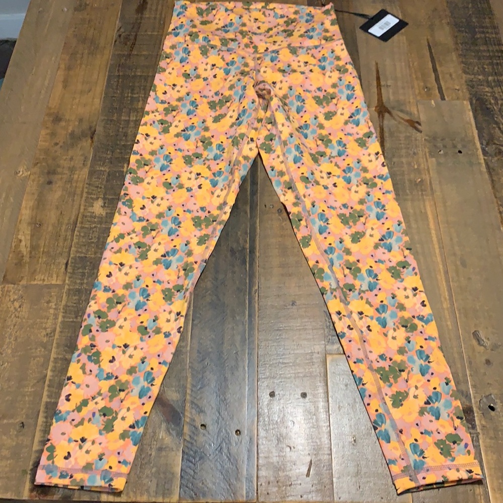DYI Peach Floral Blossom Signature High Waisted Leggings Medium New